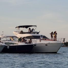 a small boat in a body of water